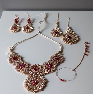 Pakistani Wedding Jewelry Set